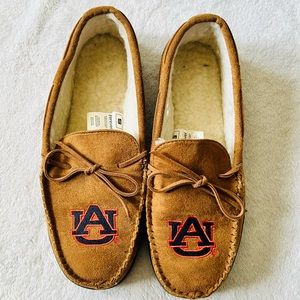 Men's Forever Collectibles Auburn University Moccasin Slippers (Like New)